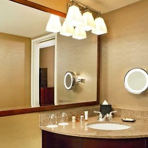 Deluxe Double Room Pool View